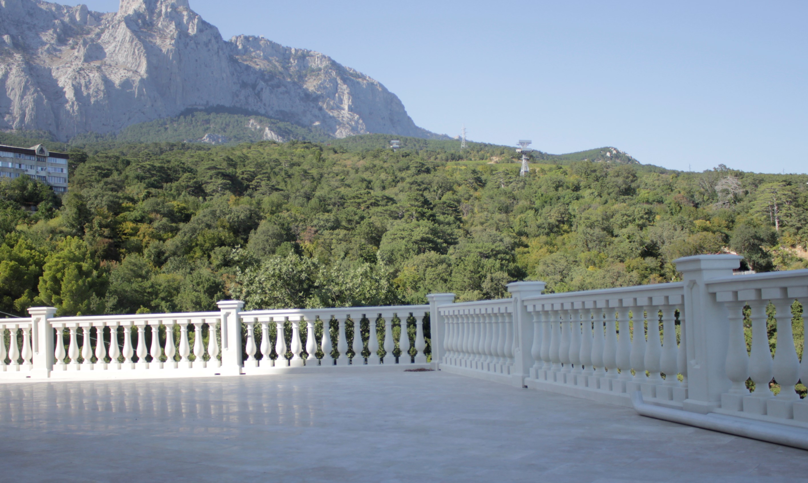 1111
